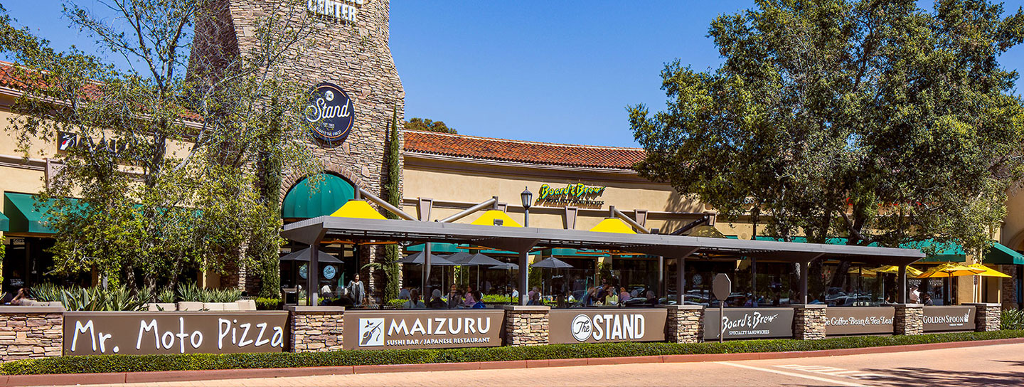 Oak Creek Shopping Center Exterior